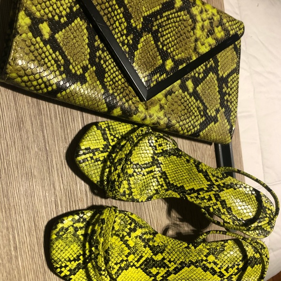 ZARA SANDALS - Picture 3 of 5